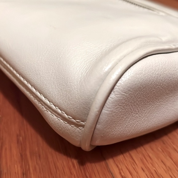 Jenna Kator Handbag/ Crossbody - Picture 8 of 16